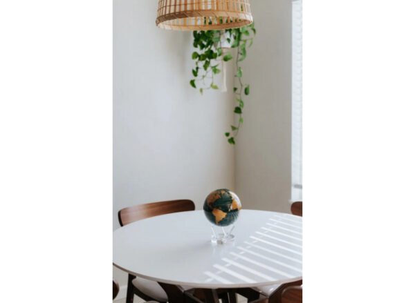 Moving Globe Green-Gold - Image 3