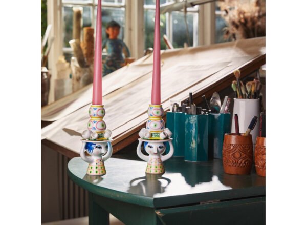 Lysestage Lady with hat H16 cm pink - Image 4